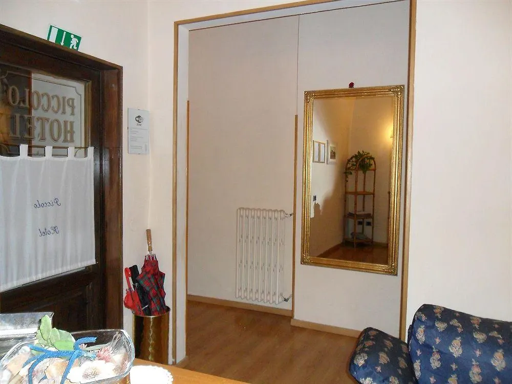 Piccolo Hotel Con Access Ztl !!! Nel Centro Storico Di Firenze !!! Italien