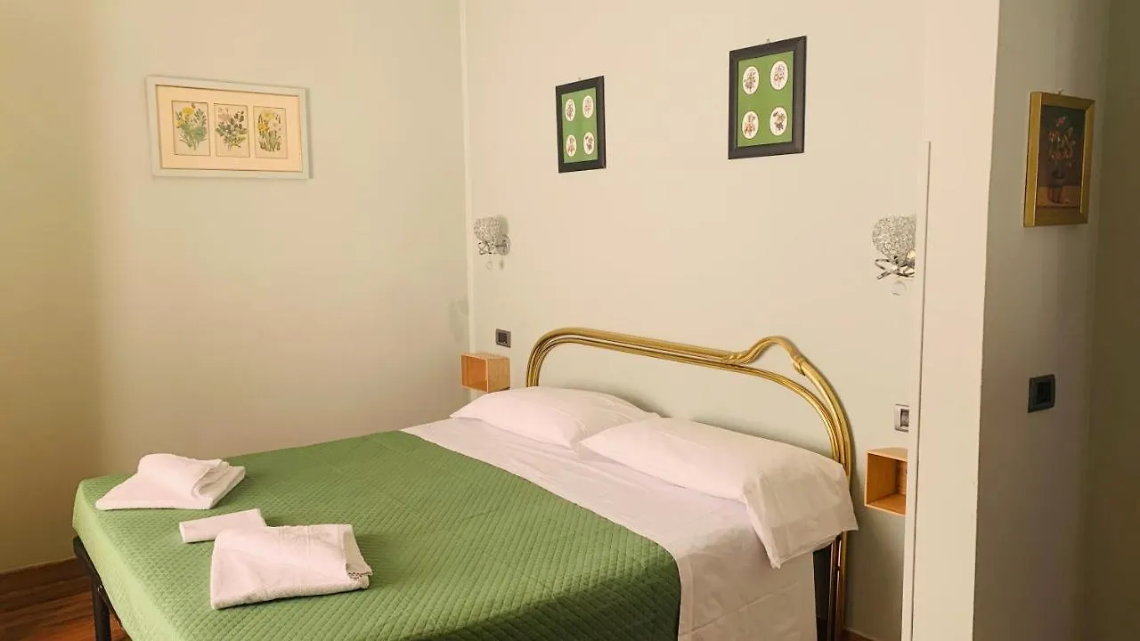 Piccolo Hotel Con Access Ztl !!! Nel Centro Storico Di Firenze !!! 2*, Florenz Italien