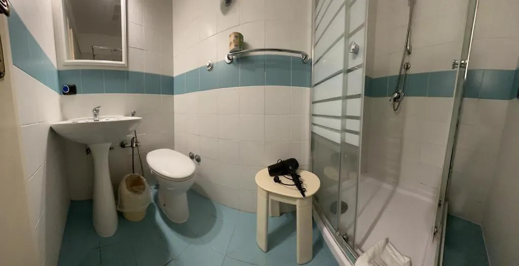 Piccolo Hotel Con Access Ztl !!! Nel Centro Storico Di Firenze !!! 2*, Florenz