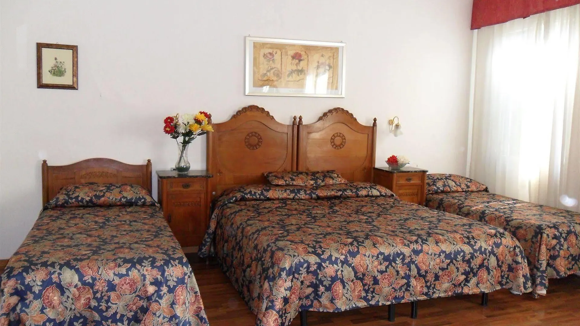 Piccolo Hotel Con Access Ztl !!! Nel Centro Storico Di Firenze !!! 2*, Florenz